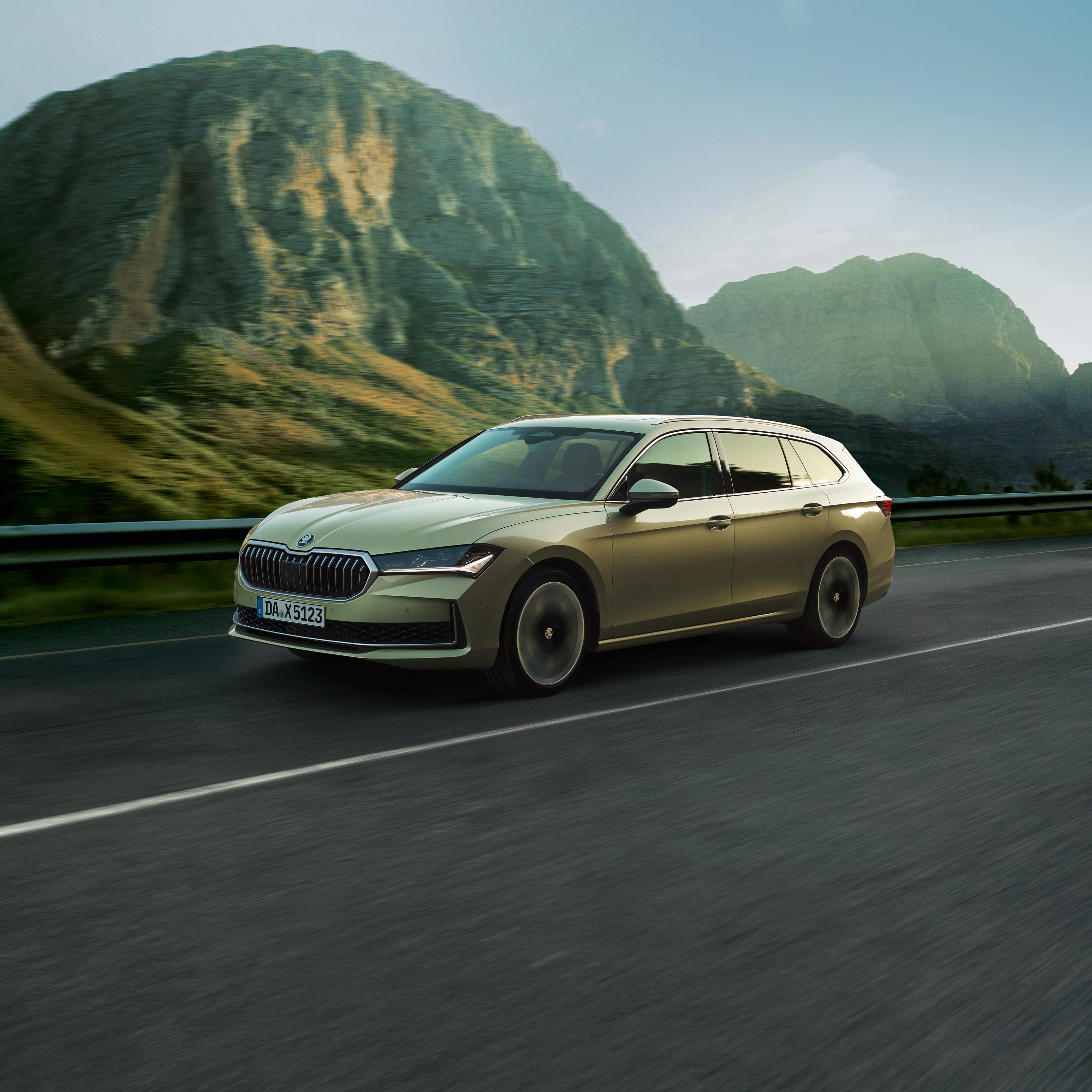 Bild des Leasingangebots für Leasing: Škoda Superb